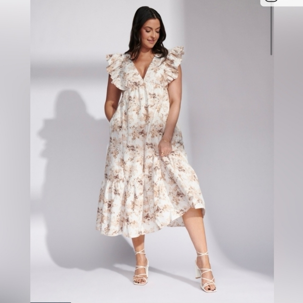 NWT Abercrombie Flutter Sleeve Tiered Midi Dress Size Small Tall Tan Floral